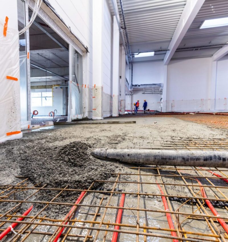 concrete-screed-on-floor-heating-in-a-new-warehous-2026-01-09-08-38-52-utc