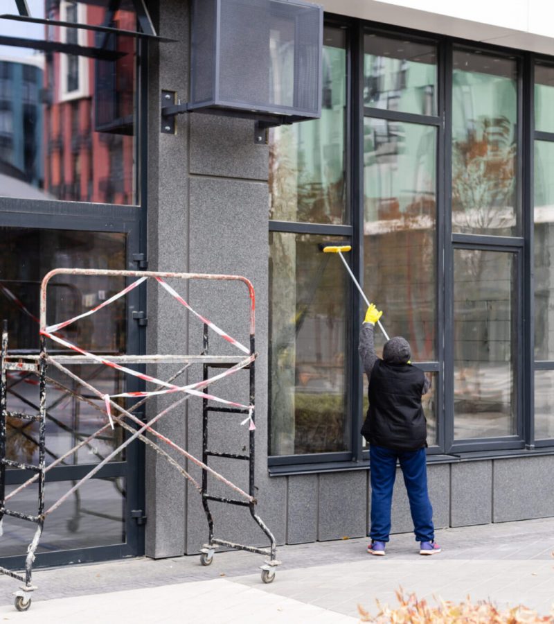 window-cleaning-apartment-building-complex-2026-01-07-05-34-26-utc